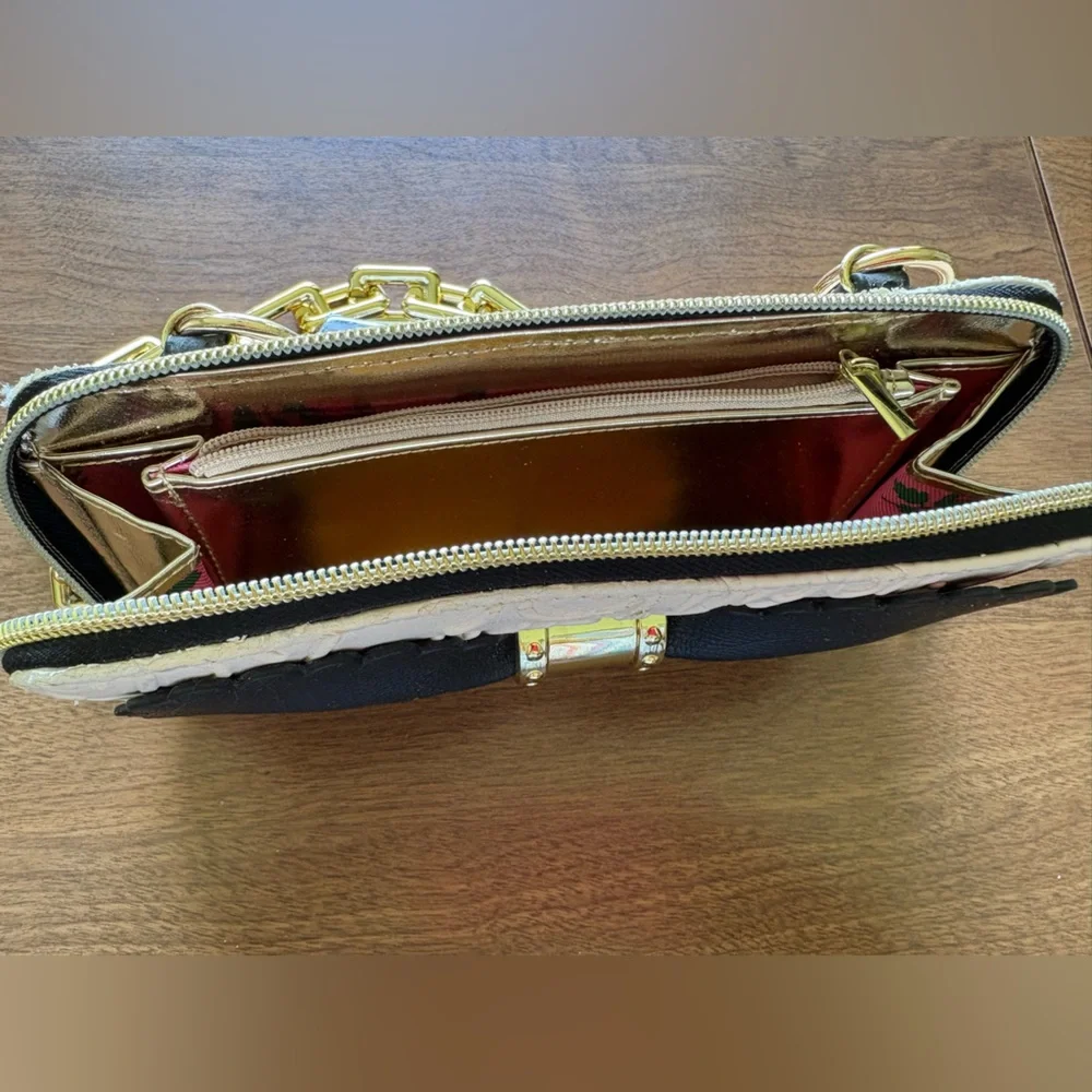 Betsey Johnson wallet